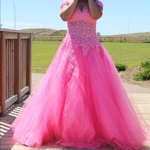Ball gown/prom dress